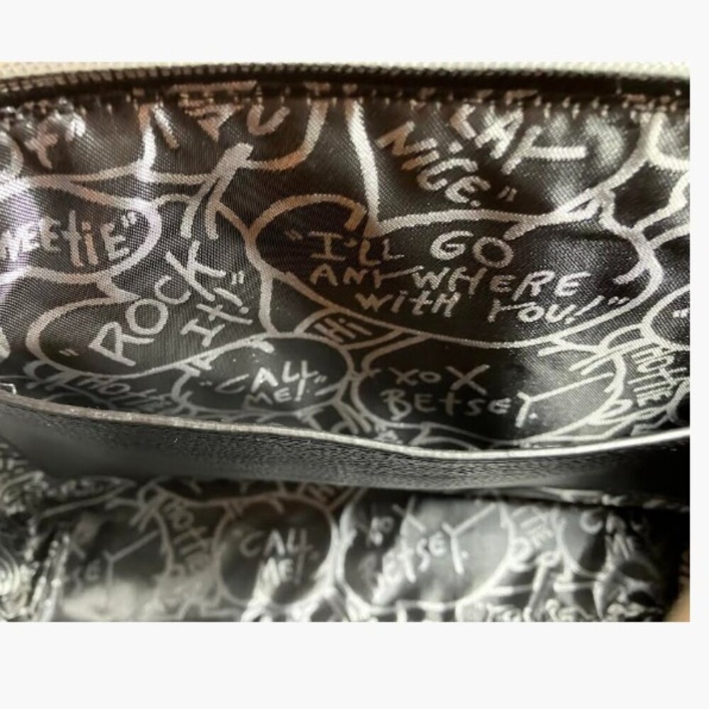 Betsey Johnson T-Bottom Pouch and Charging Crossbody Wristlet, Micro USB Cable - Picture 7 of 11
